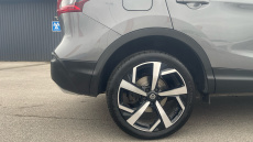 Nissan Qashqai 1.3 DiG-T Tekna 5dr Petrol Hatchback